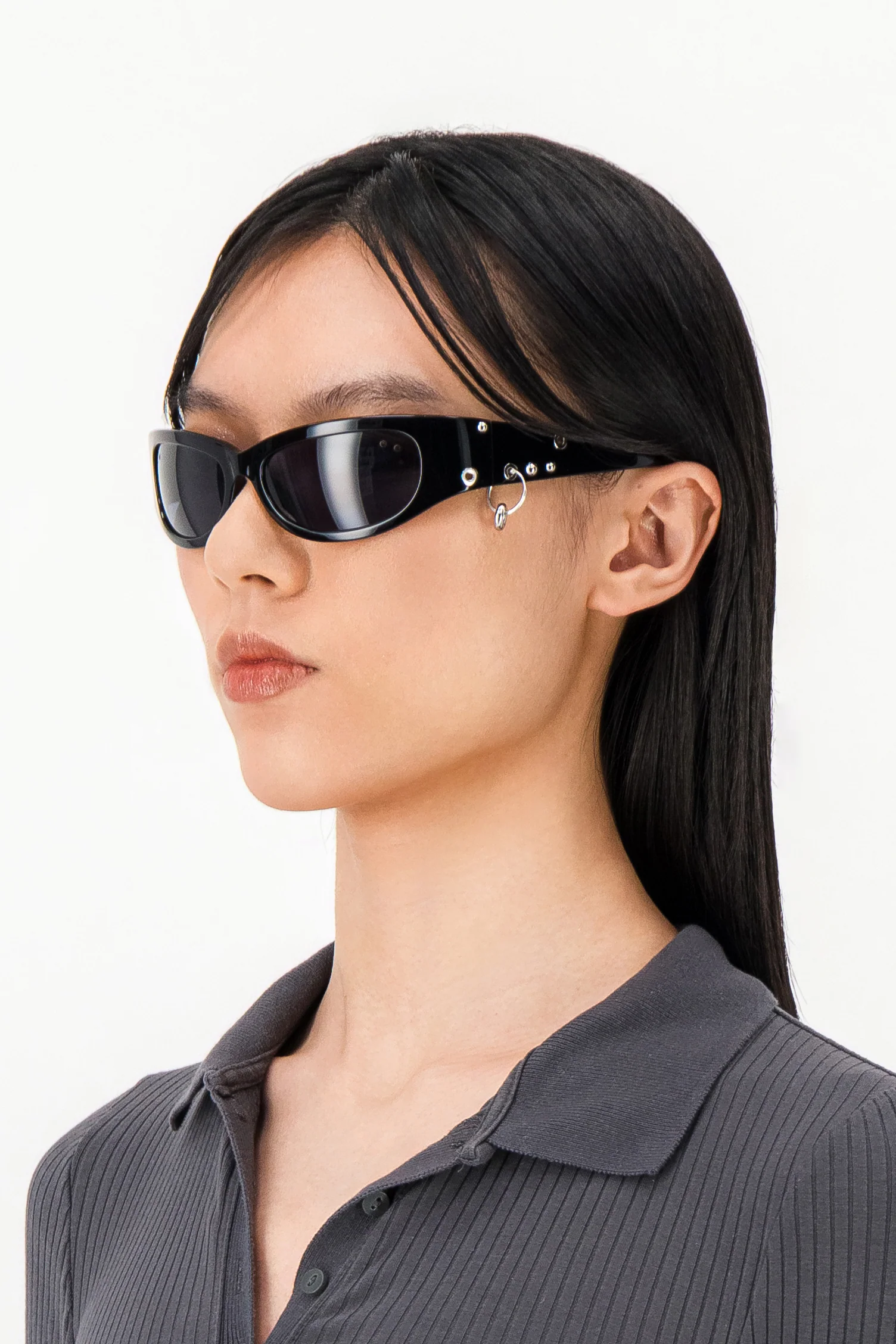 Clara black sunglasses - Image 6