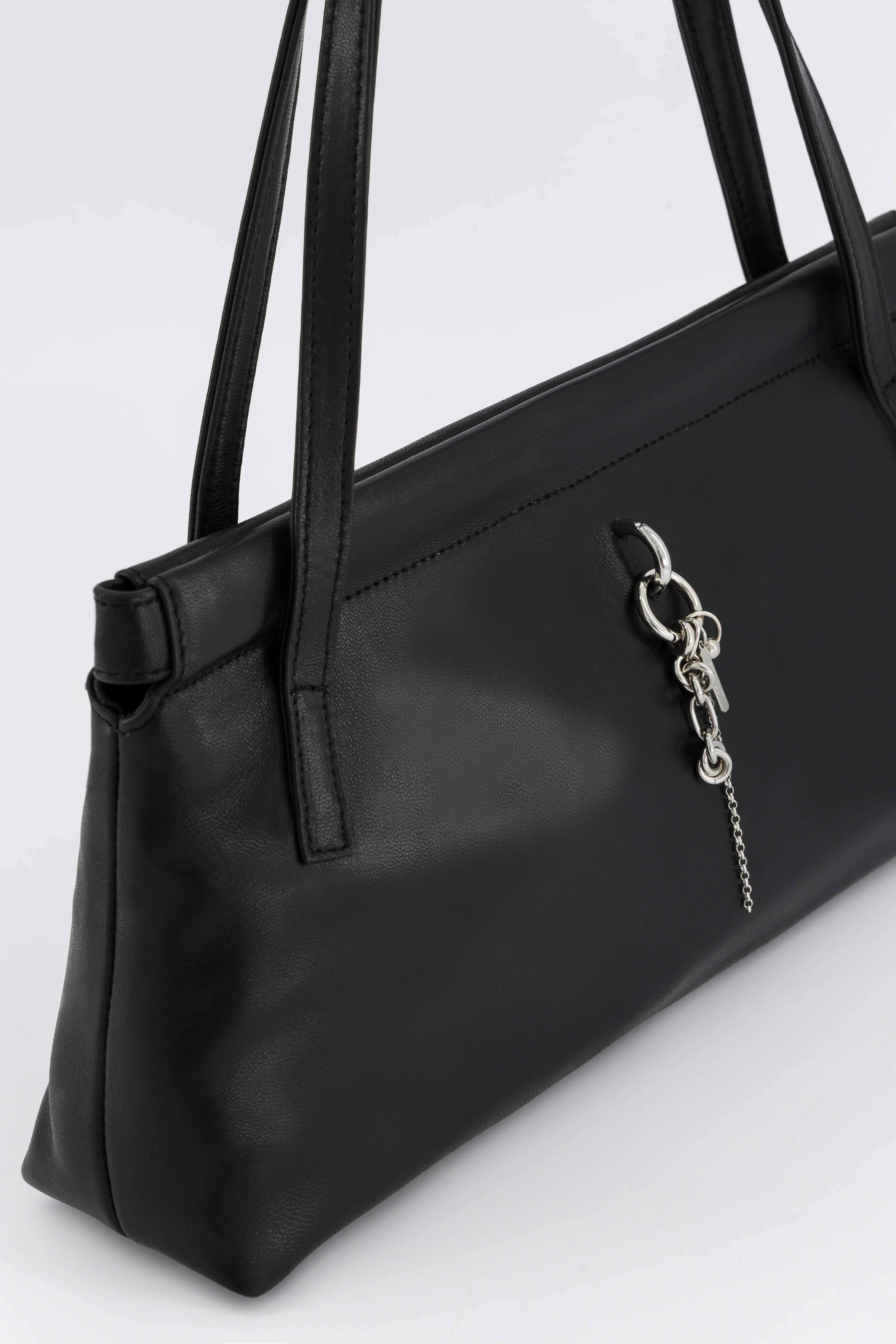 Flor black bag with chain charm - Image 3
