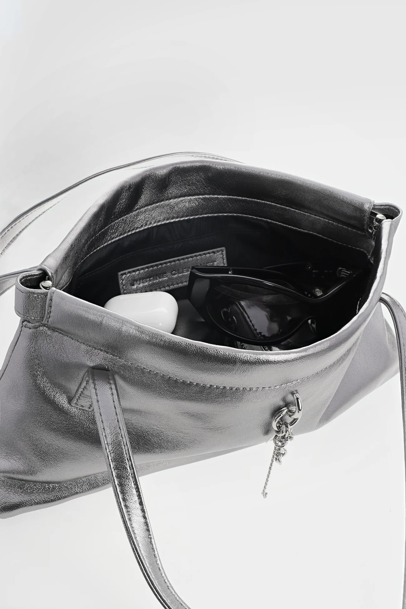Flor gun metal bag with chain charm - Image 2